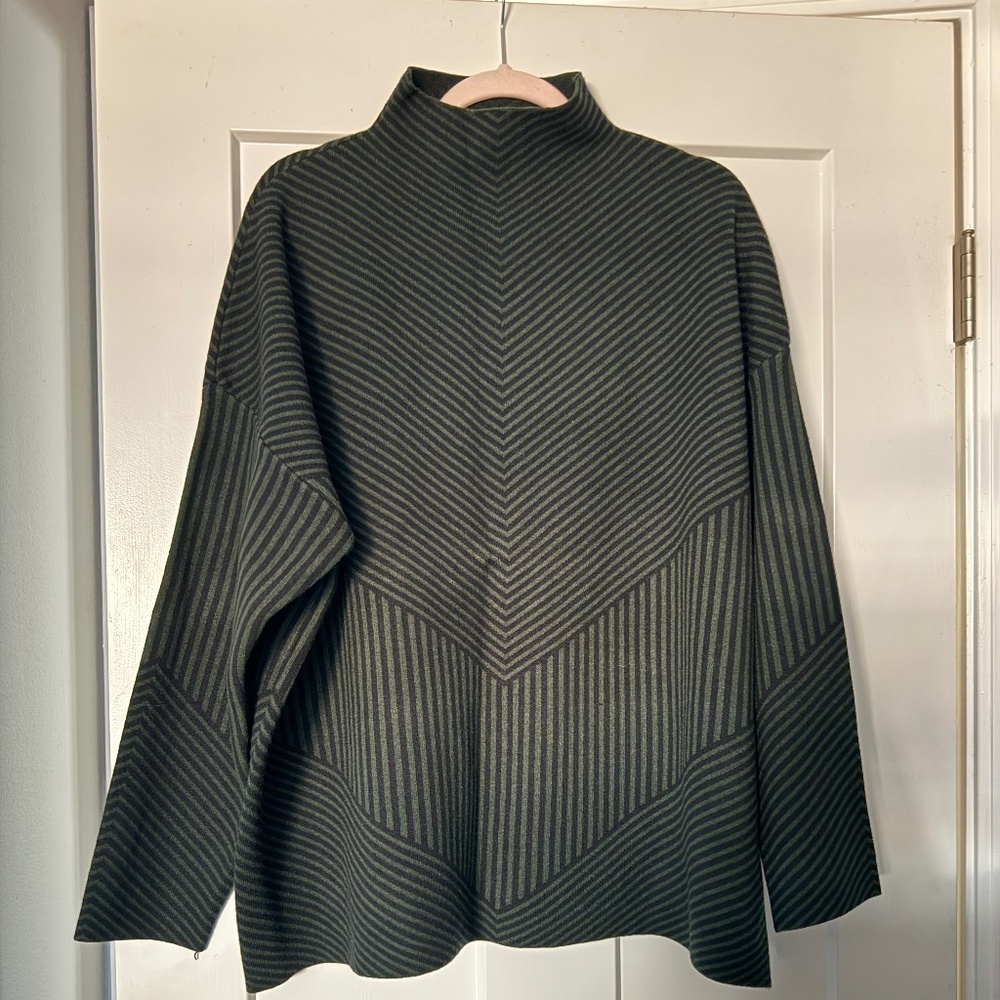 New Tahari Sweater